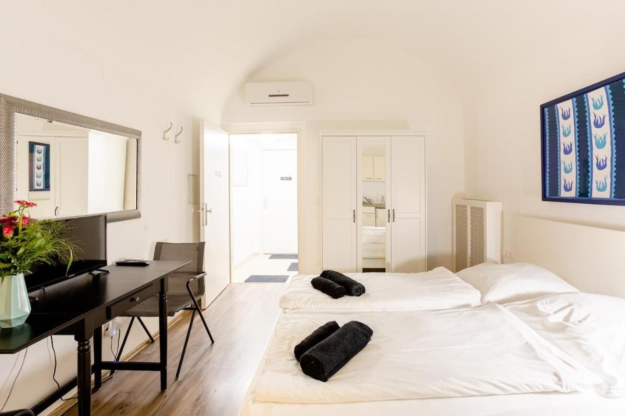 Air Condition I All Sights In Walking Distance I 201 Mbit Wifi Відень Екстер'єр фото